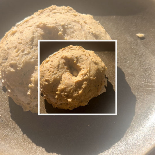 Velvety Vegan Bagel with Cashew Cream Cheese